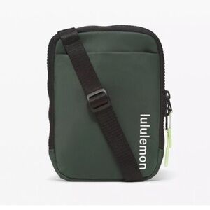 Lululemon Easy Access Crossbody Bag